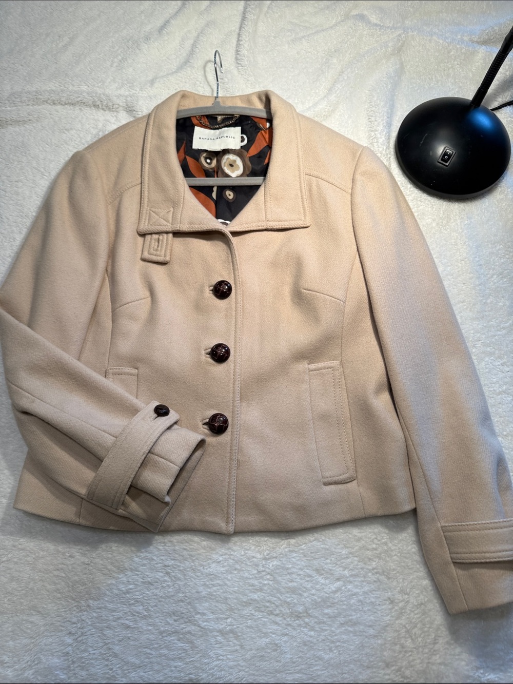 Banana Republic Beige Wool cropped Peacoat with Contrast Lining